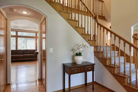 Entry Way - 904 E Blackhawk Dr, Spokane, WA 99208 photo 3 of 6