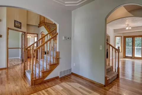 Entry Way - 904 E Blackhawk Dr, Spokane, WA 99208 photo 6 of 6