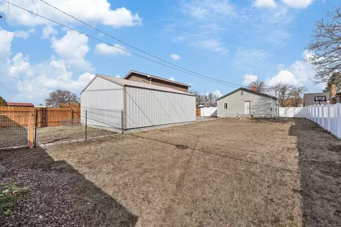 Exterior - 1634 E Longfellow Ave, Spokane, WA 99207 photo 3 of 3