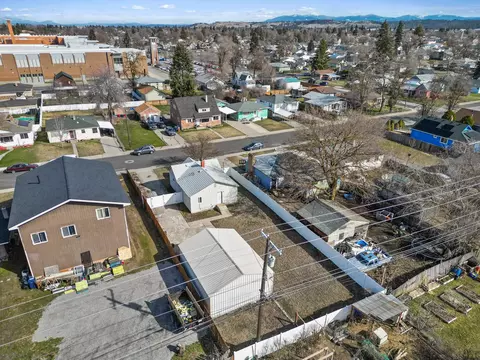 View/Area - 1634 E Longfellow Ave, Spokane, WA 99207 photo 3 of 4