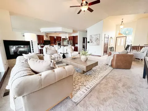905 E Lakeview Ln, Spokane, WA 99208 photo 7