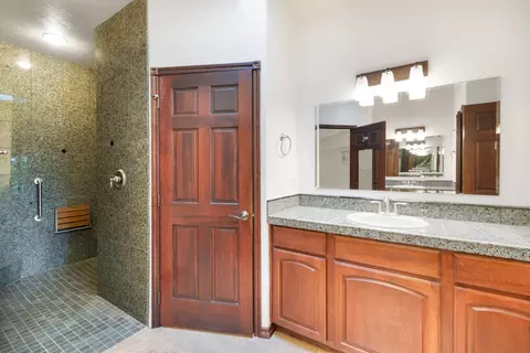 905 E Lakeview Ln, Spokane, WA 99208 photo 22