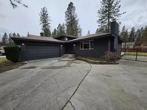 1217 E Bedivere Dr, Spokane, WA 99218