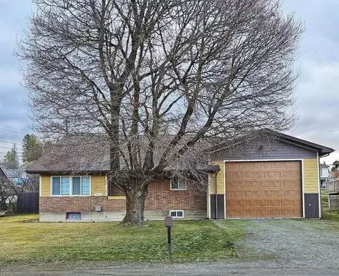 815 S Cedar St, Colville, WA 99114