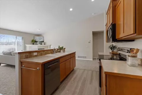 Kitchen - 1702 E Vanetta Ave, Spokane, WA 99217 photo 2 of 2