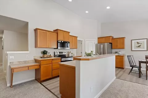 Kitchen - 1702 E Vanetta Ave, Spokane, WA 99217 photo 1 of 2