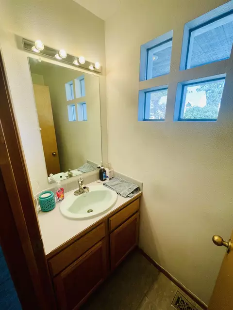 4132 E 20th Ave, Spokane, WA 99223 photo 9