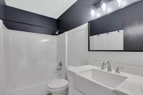 Bath - 13007 E 33rd Ct, Spokane Valley, WA 99206 photo 2 of 5