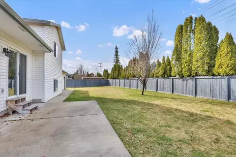 Exterior - 13007 E 33rd Ct, Spokane Valley, WA 99206 photo 5 of 7