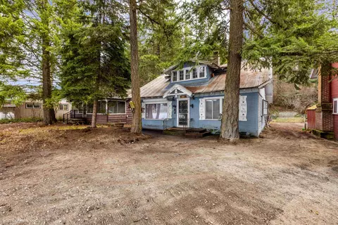 14104 N Meadow Ln, Newman Lake, WA 99025