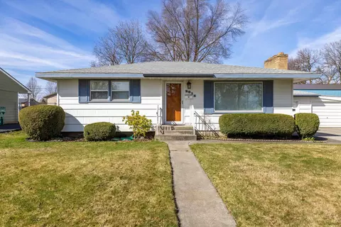 3015 N Maple Rd, Spokane, WA 99206