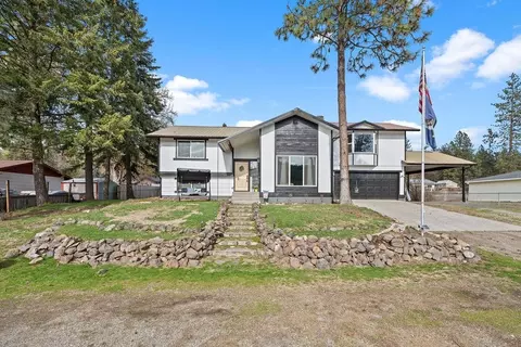 303 E Shore Rd, Nine Mile Falls, WA 99026