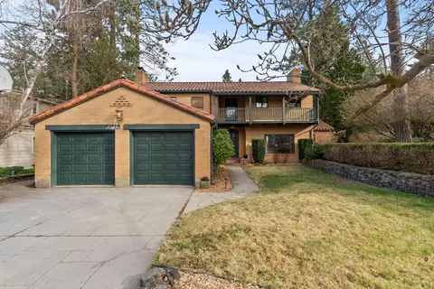 1223 E Overbluff Rd, Spokane, WA 99203 photo 2