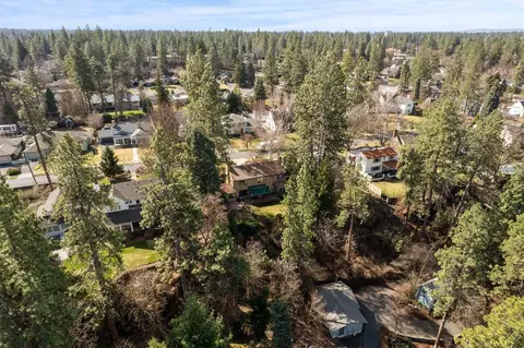 1223 E Overbluff Rd, Spokane, WA 99203 photo 45
