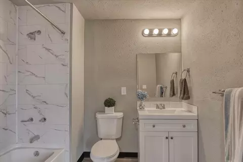 Bath - 1223 E Hoffman Ave, Spokane, WA 99207 photo 1 of 2