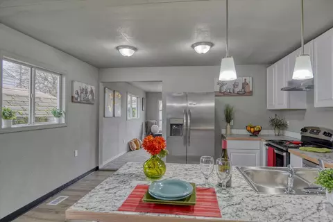Kitchen - 1223 E Hoffman Ave, Spokane, WA 99207 photo 4 of 4