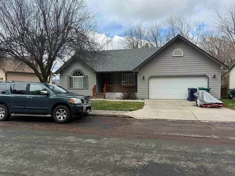 4015 E 15th Ave, Spokane, WA 99223