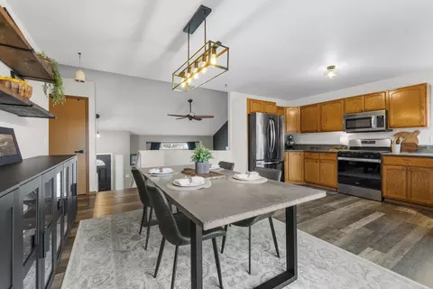 Dining - 12920 E 3rd Ln, Spokane Valley, WA 99216 photo 4 of 5