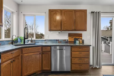 Kitchen - 12920 E 3rd Ln, Spokane Valley, WA 99216 photo 3 of 3