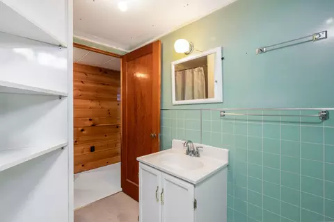 Bath - 405 E 2nd Ave, Odessa, WA 99159 photo 4 of 4