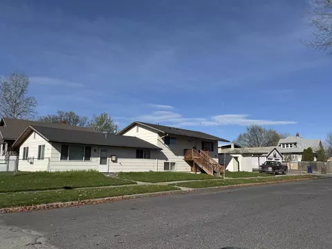 2404 N Hamilton St, Spokane, WA 99207