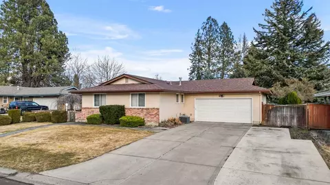 11710 N Madison St, Spokane, WA 99218