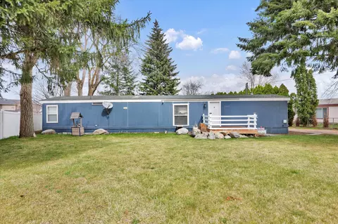 17317 E Boone Ave, Greenacres, WA 99016