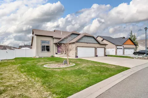 3824 S Morrow Ln, Spokane Valley, WA 99206