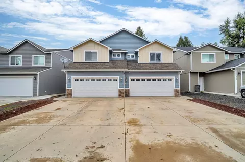 417 E St, Deer Park, WA 99006