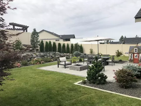 Exterior - 5004 E 42nd Ave, Spokane, WA 99223 photo 6 of 16