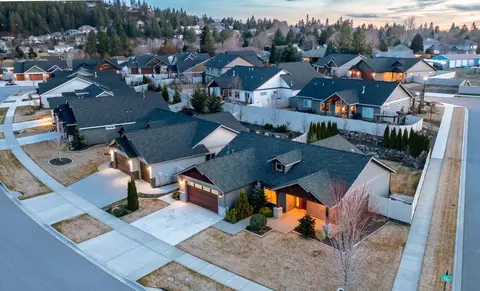View/Area - 5004 E 42nd Ave, Spokane, WA 99223 photo 3 of 4