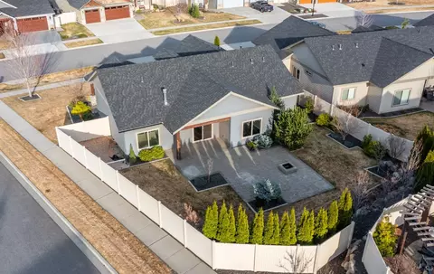 Exterior - 5004 E 42nd Ave, Spokane, WA 99223 photo 3 of 16