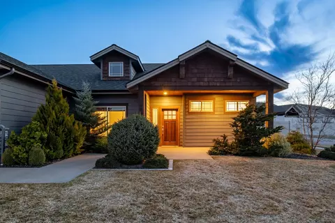 Exterior - 5004 E 42nd Ave, Spokane, WA 99223 photo 12 of 16