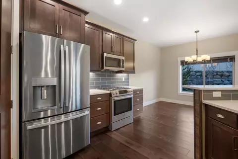 Kitchen - 5004 E 42nd Ave, Spokane, WA 99223 photo 7 of 7