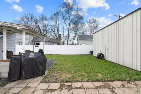 Exterior - 2629 Everett Ave, Spokane, WA 99217 photo 4 of 8