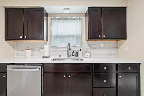 Kitchen - 2629 Everett Ave, Spokane, WA 99217 photo 4 of 4