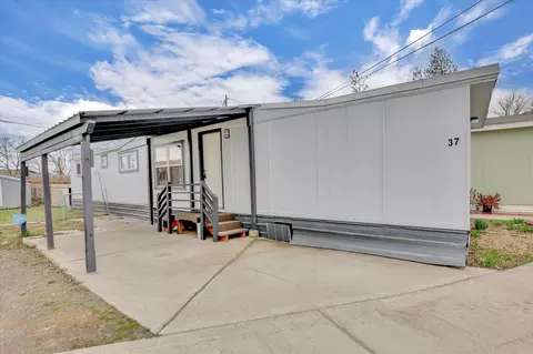 4315 S Cheatham Rd #TRAILER 37, Spokane, WA 99224