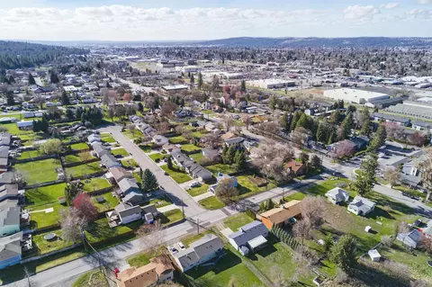 View/Area - 11021 E 5th Ct, Spokane Valley, WA 99206 photo 8 of 10