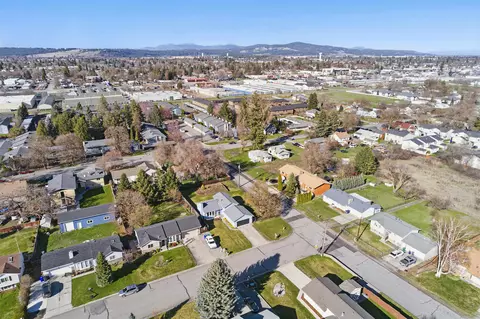 View/Area - 11021 E 5th Ct, Spokane Valley, WA 99206 photo 3 of 10