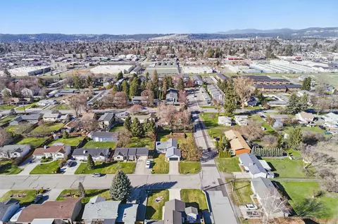 View/Area - 11021 E 5th Ct, Spokane Valley, WA 99206 photo 1 of 10