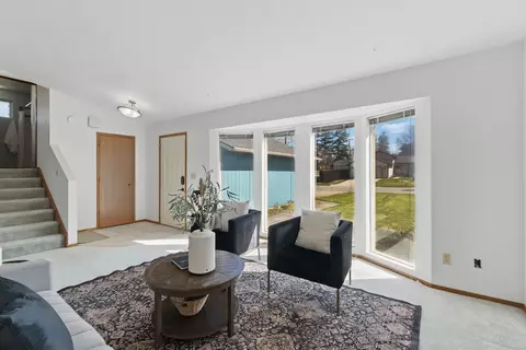Living - 11021 E 5th Ct, Spokane Valley, WA 99206 photo 3 of 4