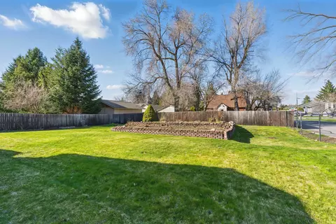Exterior - 11021 E 5th Ct, Spokane Valley, WA 99206 photo 6 of 6