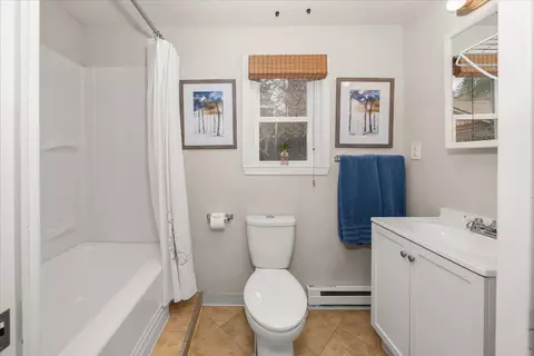 Bath - 1918 E 15th Ave, Spokane, WA 99203 photo 1 of 3