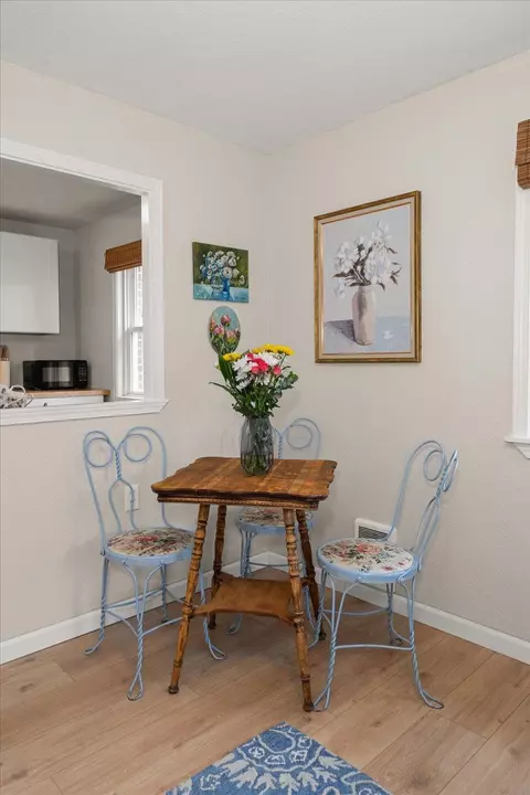 Dining - 1918 E 15th Ave, Spokane, WA 99203 photo 1 of 2