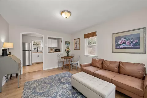 Living - 1918 E 15th Ave, Spokane, WA 99203 photo 1 of 4