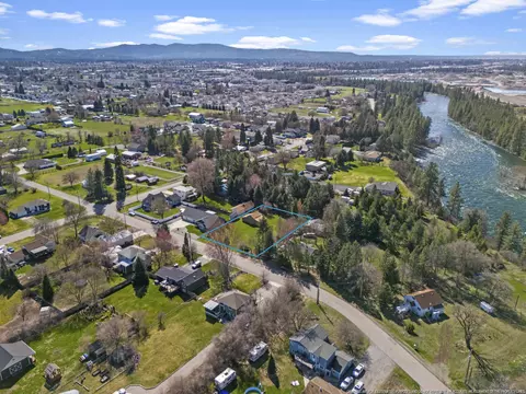 24 N Nn N Long Rd, Spokane Valley, WA 99016