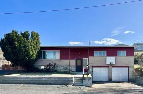 103 W 6th Ave, Odessa, WA 99159