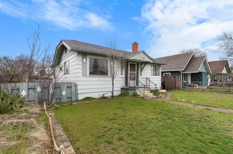 Exterior - 313 E Heroy Ave, Spokane, WA 99207 photo 1 of 6