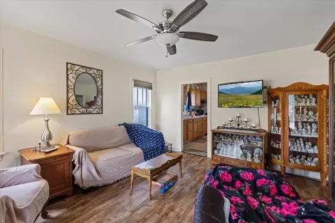 Living - 6519 E 6th Ave, Spokane Valley, WA 99212 photo 2 of 2