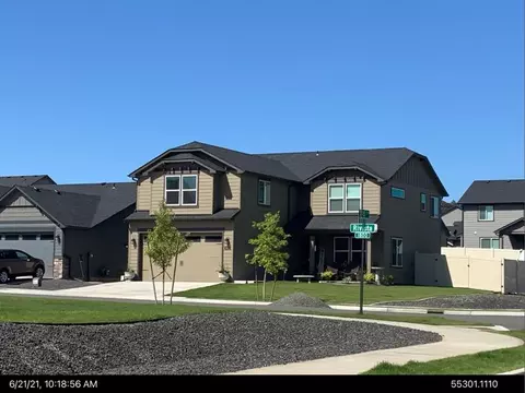 1802 S Rivista St, Greenacres, WA 99016